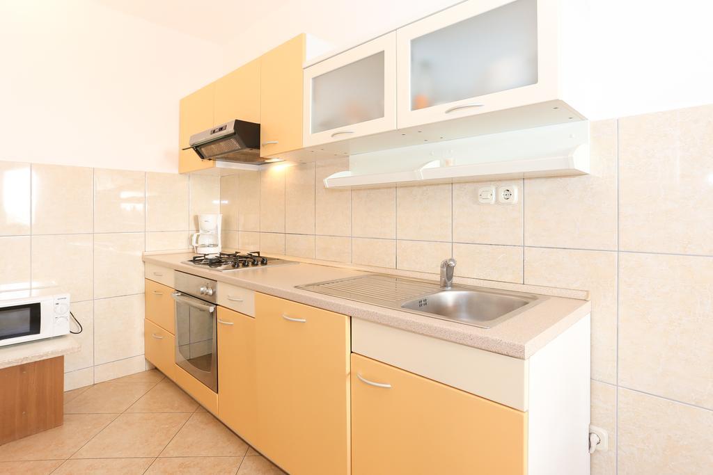 Apartments Ivan Trogir Exterior photo