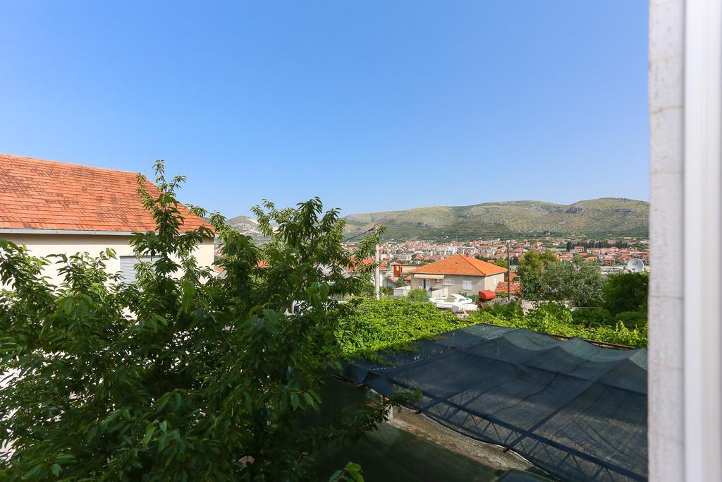 Apartments Ivan Trogir Exterior photo