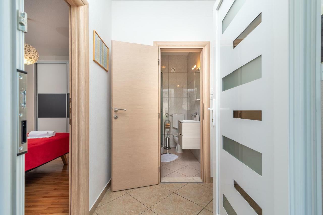 Apartments Ivan Trogir Exterior photo